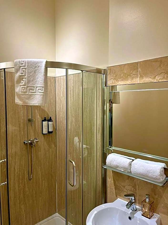 Kensington House Aparthotel