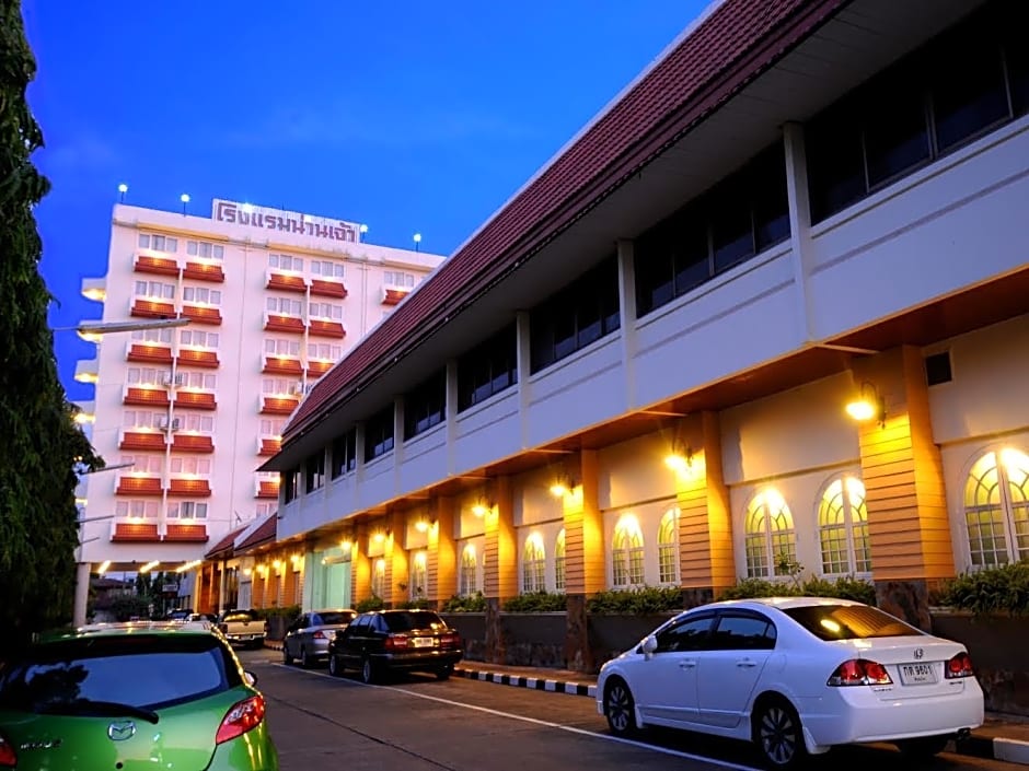 Nanchao Hotel