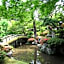 Marutamachi Crystal Hotel