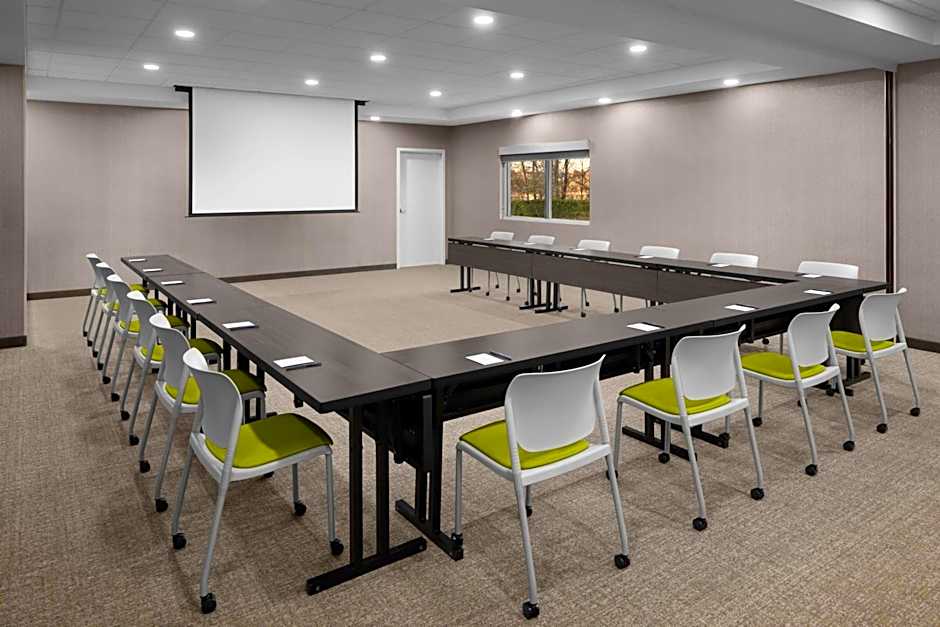 SpringHill Suites by Marriott Grand Rapids Airport Southeast