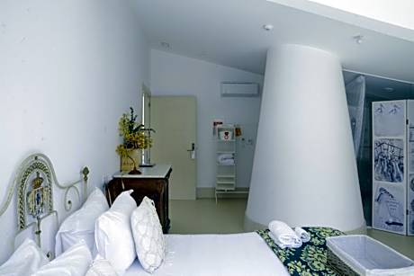 Deluxe Double or Twin Room with Balcony