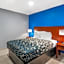 Econo Lodge Inn & Suites I-64 & Us 13