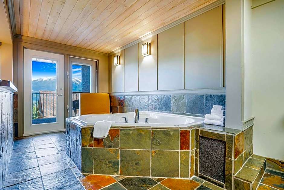 Days Inn by Wyndham Golden