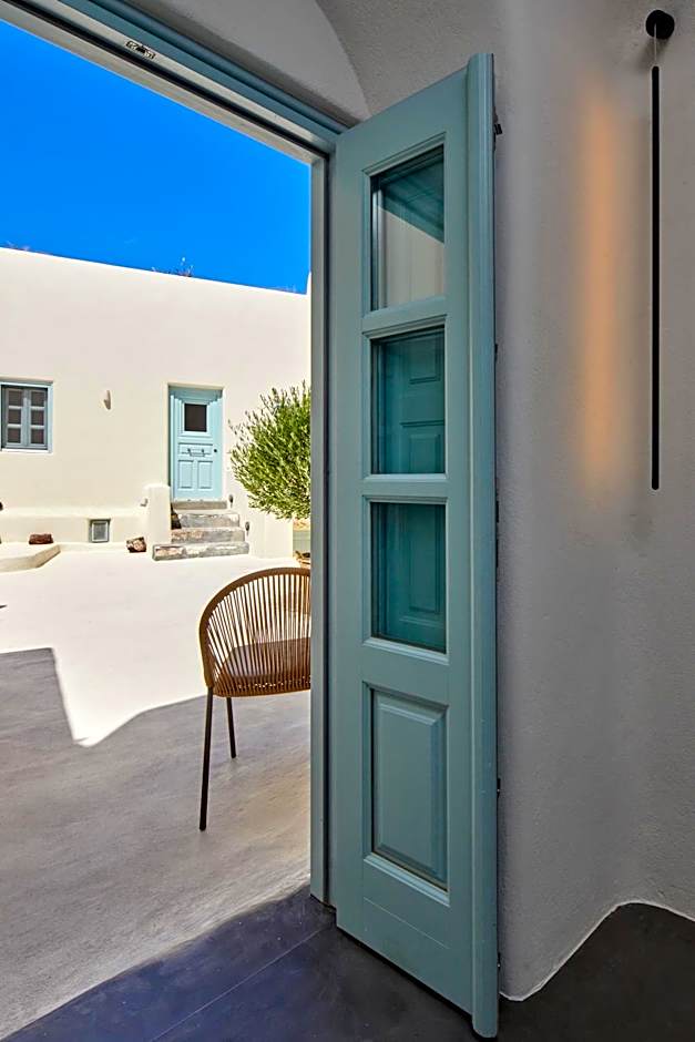 Arxegono Cave Houses Santorini