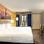 Days Inn by Wyndham Pensacola - Historic Downtown