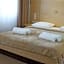 Laurus Motel Airport Tuzla