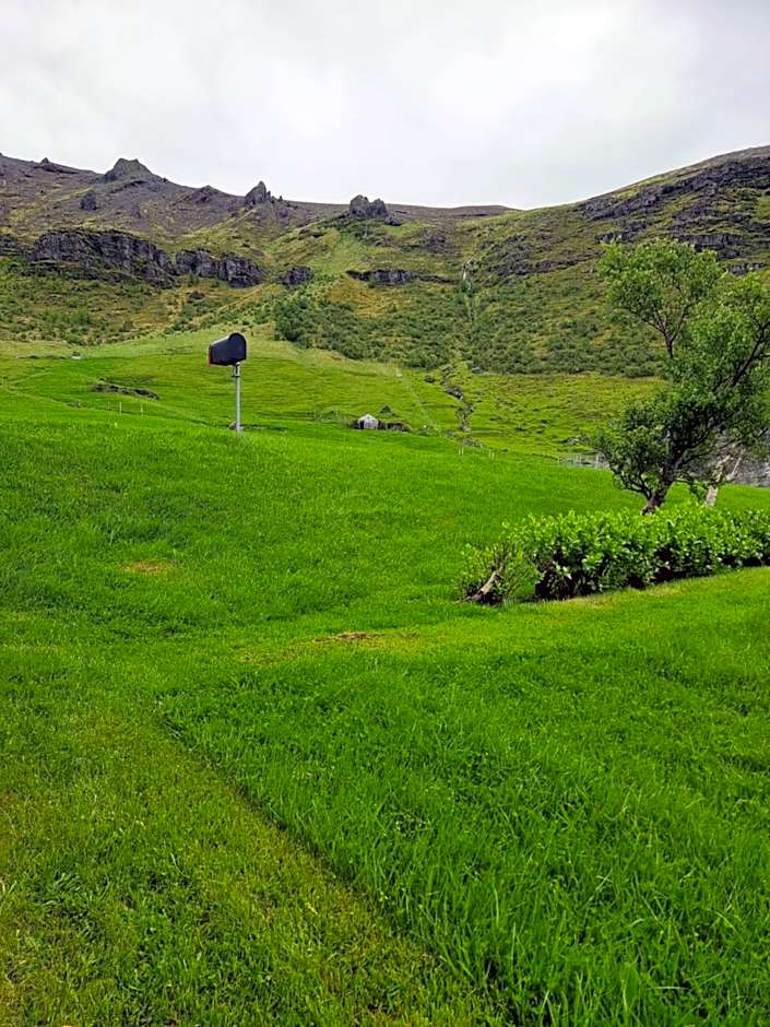 Litla-Hof Guesthouse