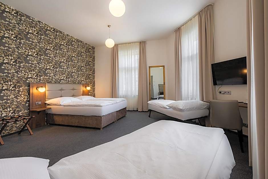 EA Hotel Victoria