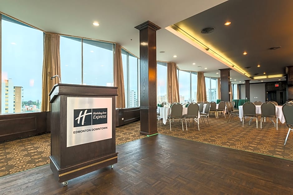 pic Holiday Inn Express Downtown Edmonton