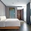Atour X Hotel Zhuhai Gongbei Port High-speed Railway Station