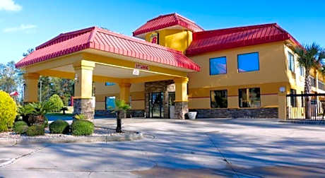 Super 8 by Wyndham Dublin
