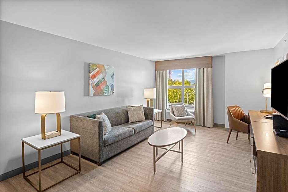 Holiday Inn Hotel & Suites Surrey East - Cloverdale By IHG