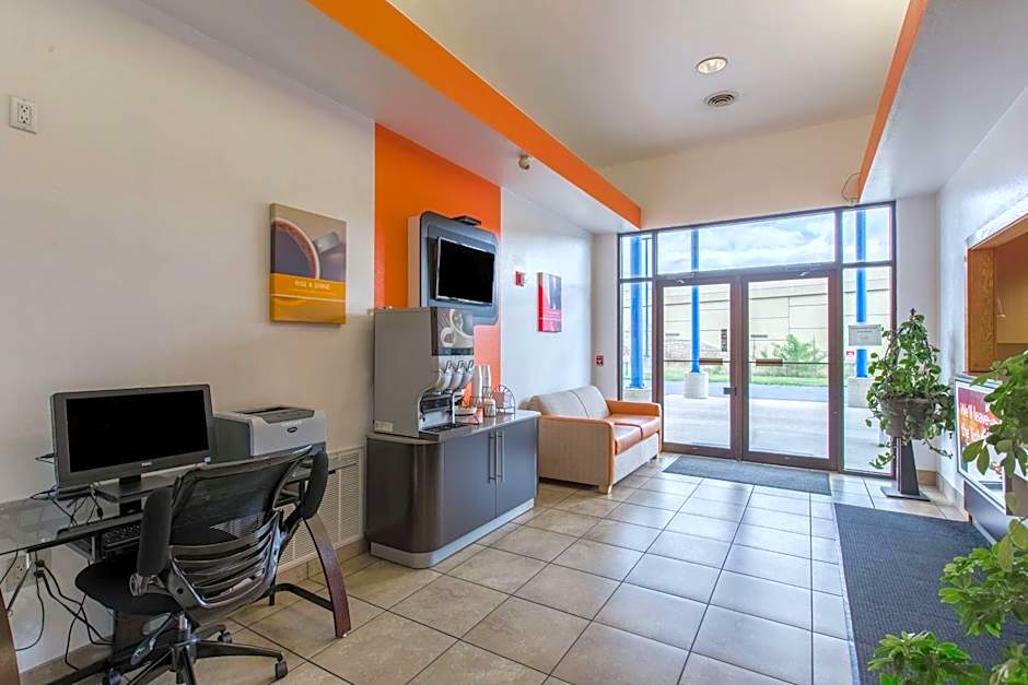 Motel 6-Baraboo, WI - Lake Delton-Wisconsin Dells