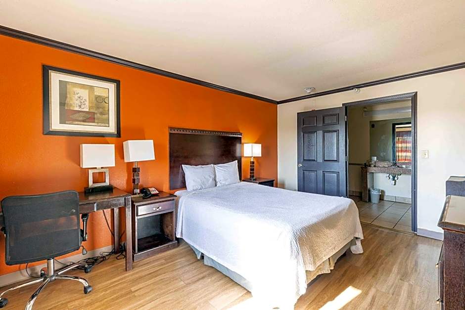 Days Inn by Wyndham Oklahoma City/Moore