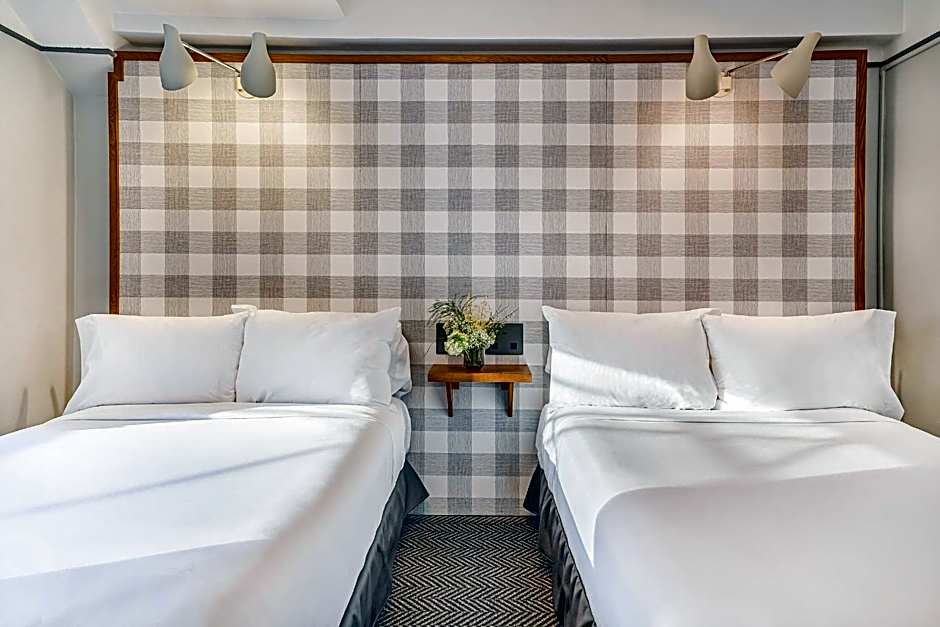 Paramount Hotel Times Square New York