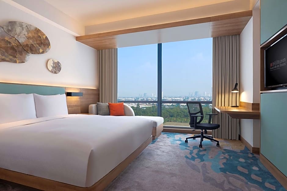 Hilton Garden Inn Jakarta Taman Palem