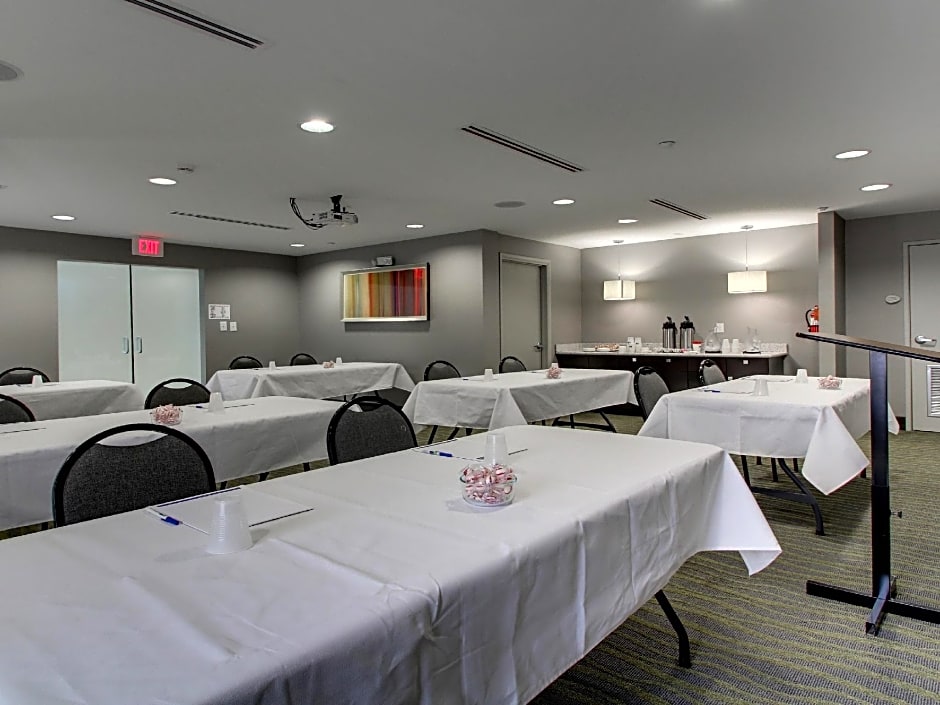 Holiday Inn Express & Suites Jackson Downtown - Coliseum By IHG