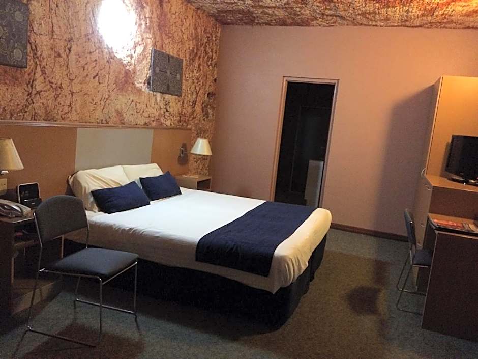 Desert Cave Hotel