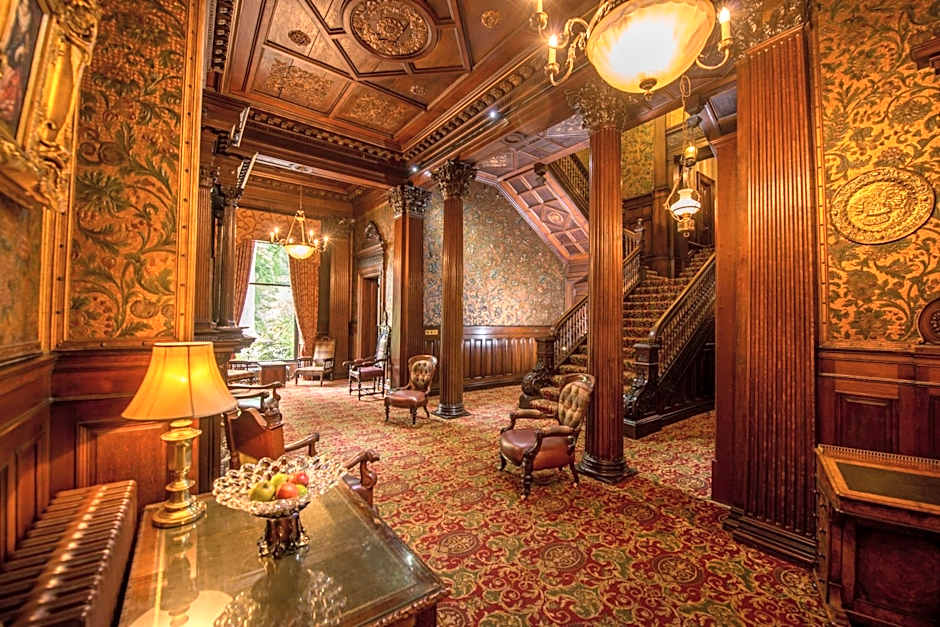 Macdonald Norwood Hall Hotel