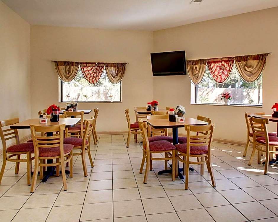 Twin Star Lodge