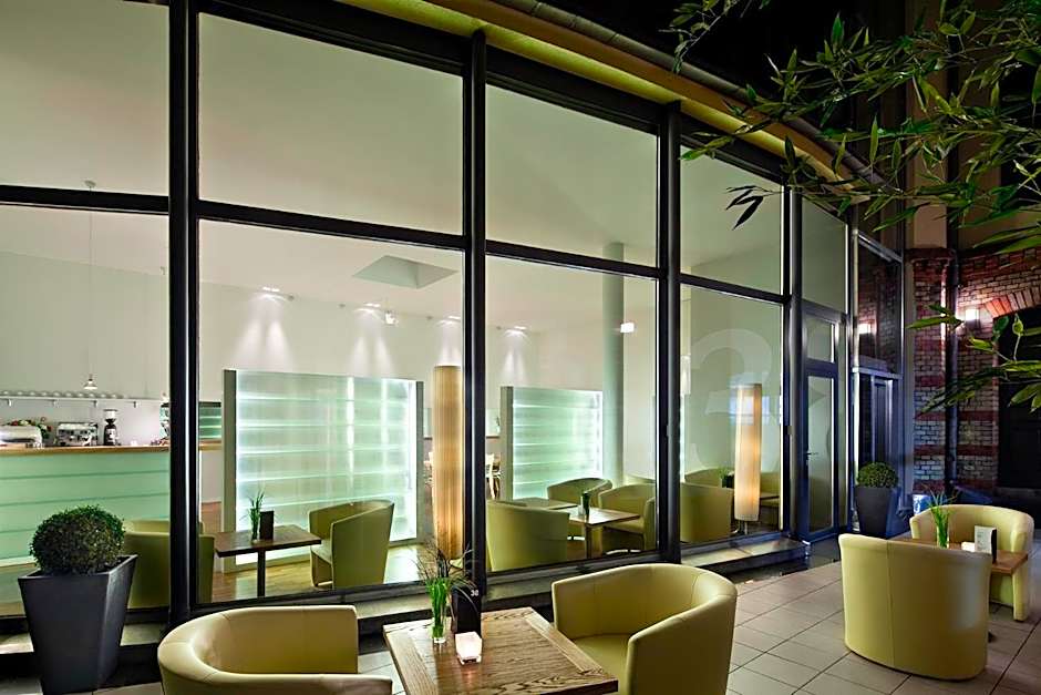 Hotel 38