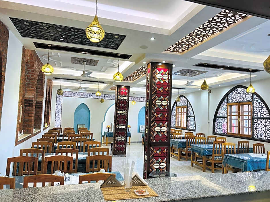 Amon Hotel