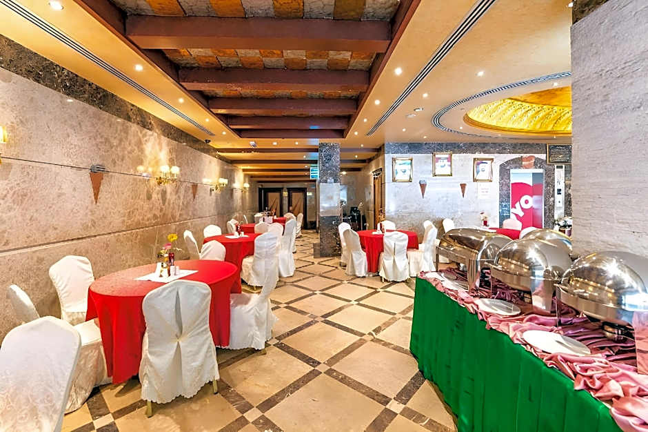 Crystal Plaza Hotel