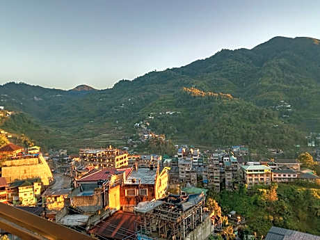 Quadruple Room with Mountain View