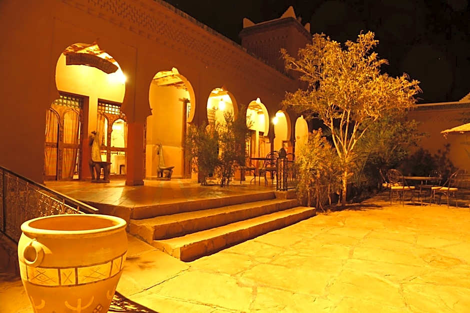 Chez Le Pacha - Authentic Sahara Hotel Mhamid
