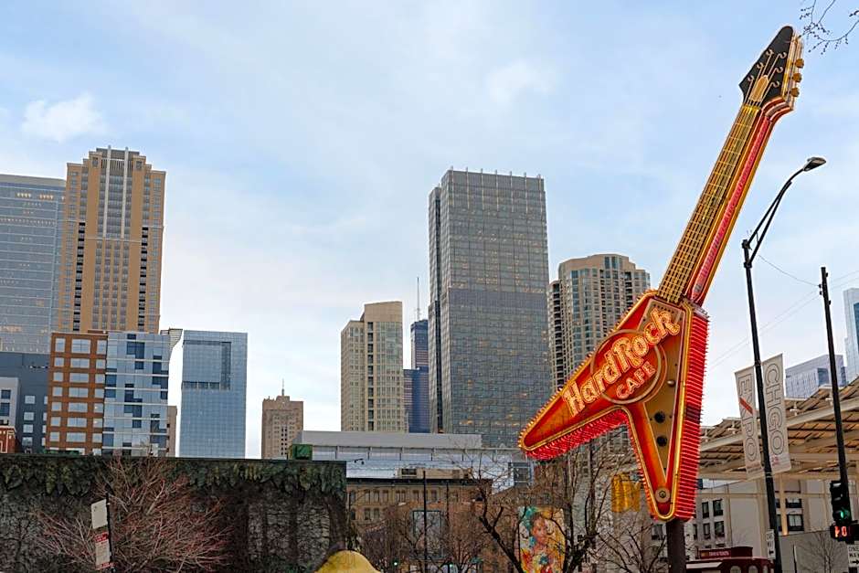 Found Chicago powered by Sonder