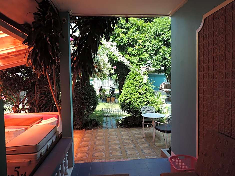 Blue Paradise Residence