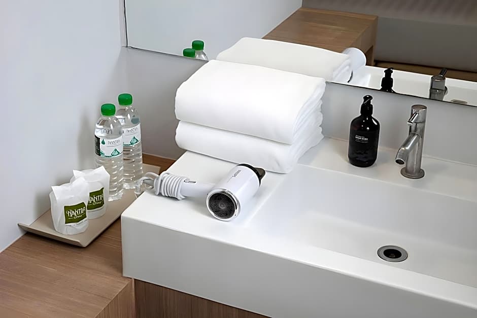 Nantra Sukhumvit 39 Hotel