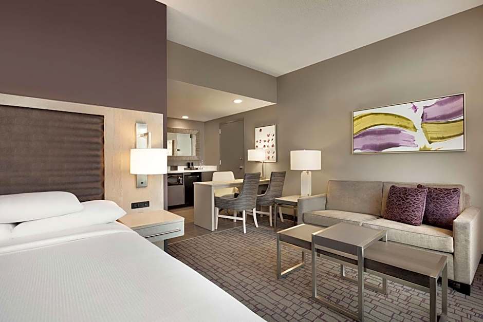 Embassy Suites by Hilton Charlotte Uptown