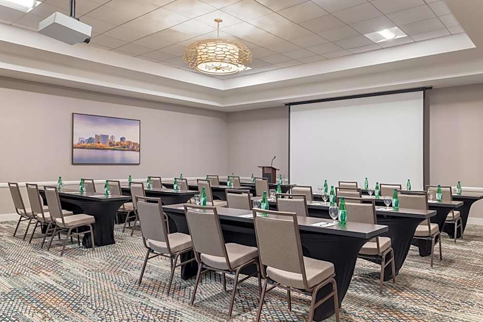 Hilton Garden Inn Arlington Shirlington