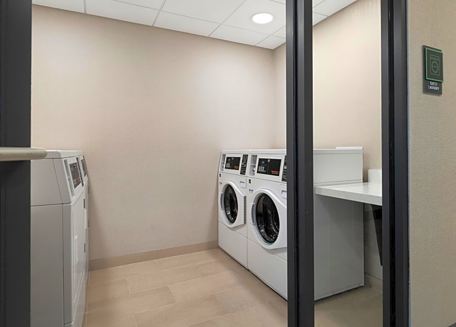 Holiday Inn Cincinnati Liberty Way By IHG