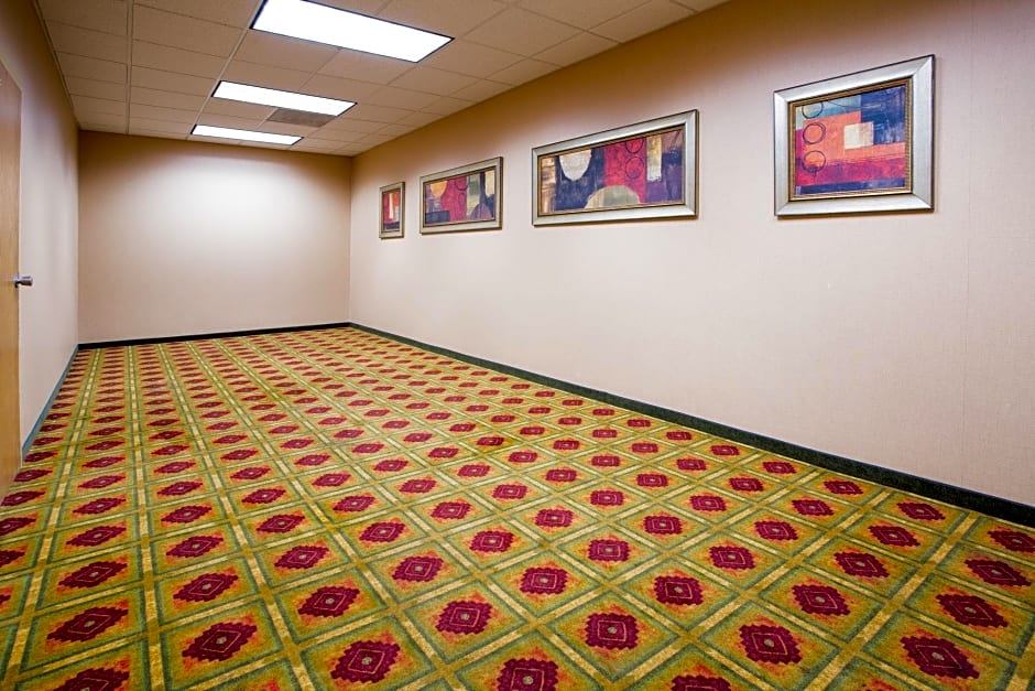 Crowne Plaza Denver International Airport