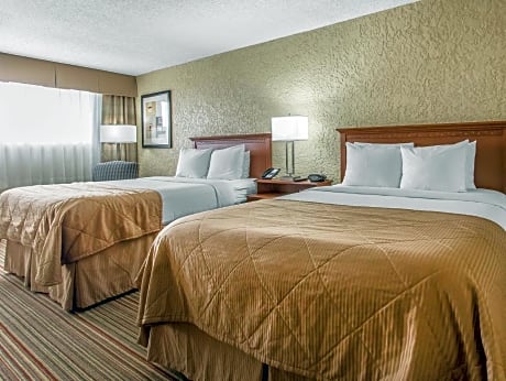 Double with 2 Double Beds - Non-Smoking
