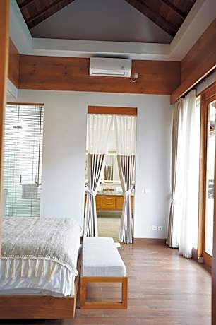 One-Bedroom Sweet Pool Villa