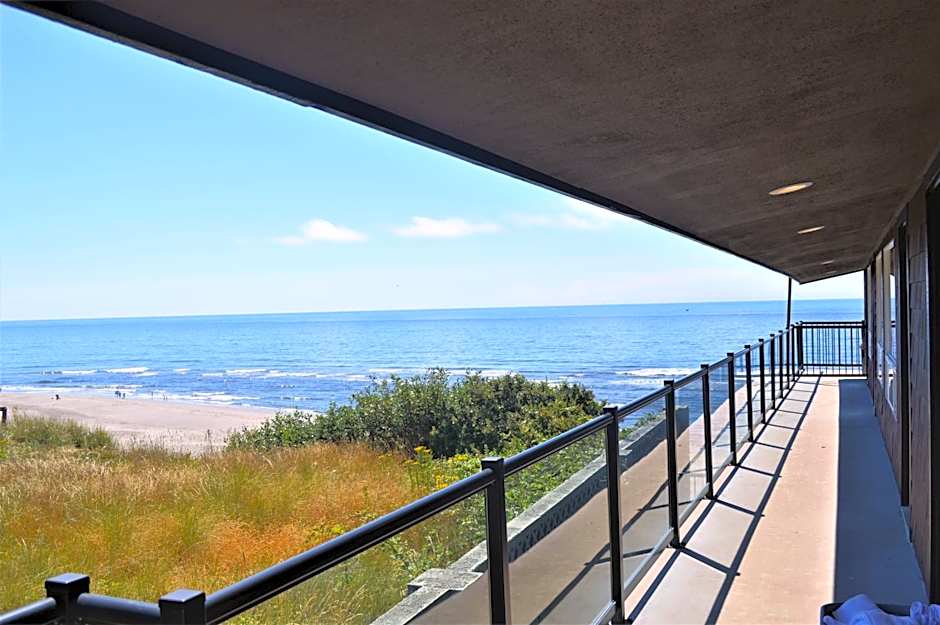 Beachfront Manor