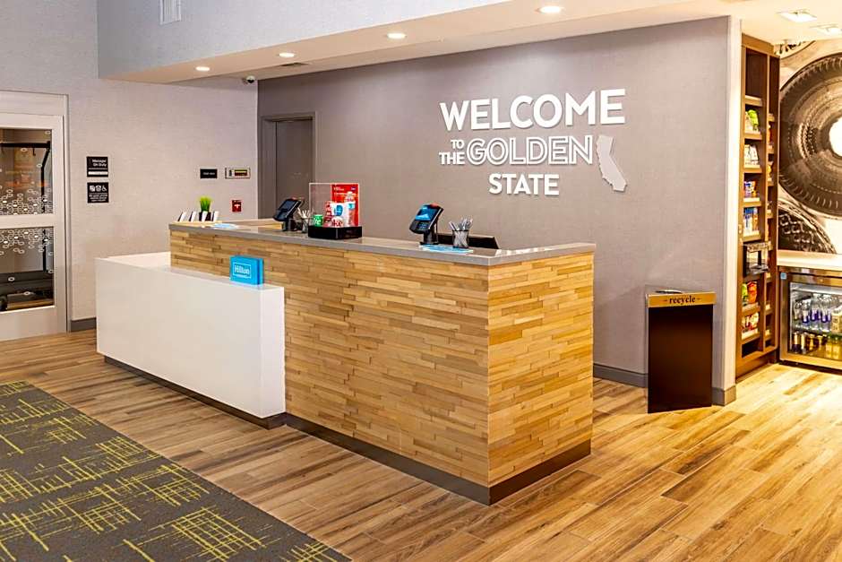 Hampton Inn Selma, CA