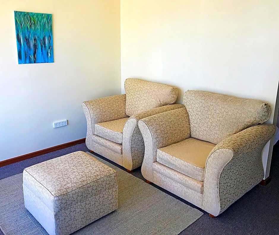 Lake Albert Motel