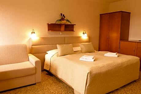 Double Room with Extra Bed