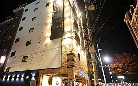 Jinju Hotel The Cloud