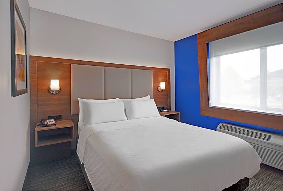 Holiday Inn Express Marshall By IHG