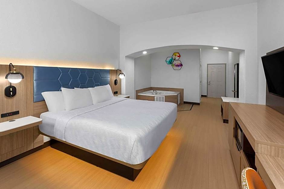 La Quinta Inn & Suites by Wyndham San Antonio Northwest