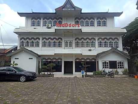 RedDoorz @ Jalan Jendral Sudirman Jambi 2