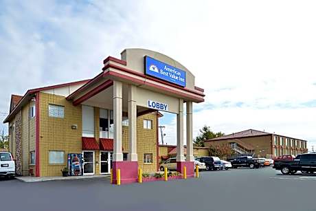 Americas Best Value Inn Tulsa at I-44