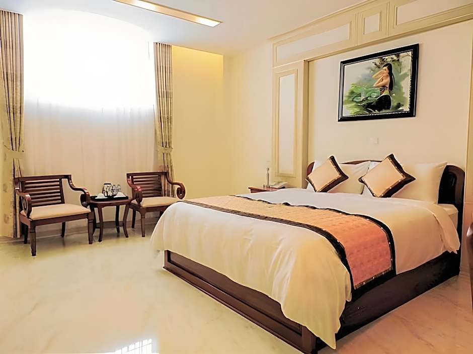 MINH TAM PHU NHUAN HOTEL & SPA