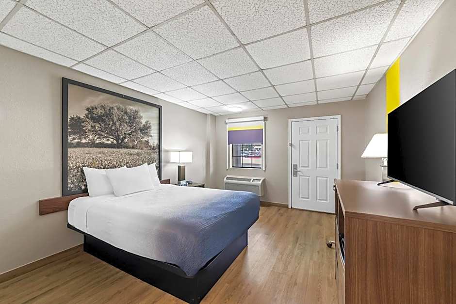 Super 8 by Wyndham Fredericksburg