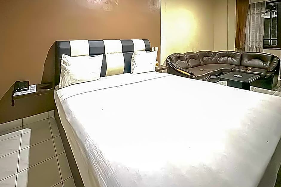 Fajar Indah Hotel Mitra RedDoorz